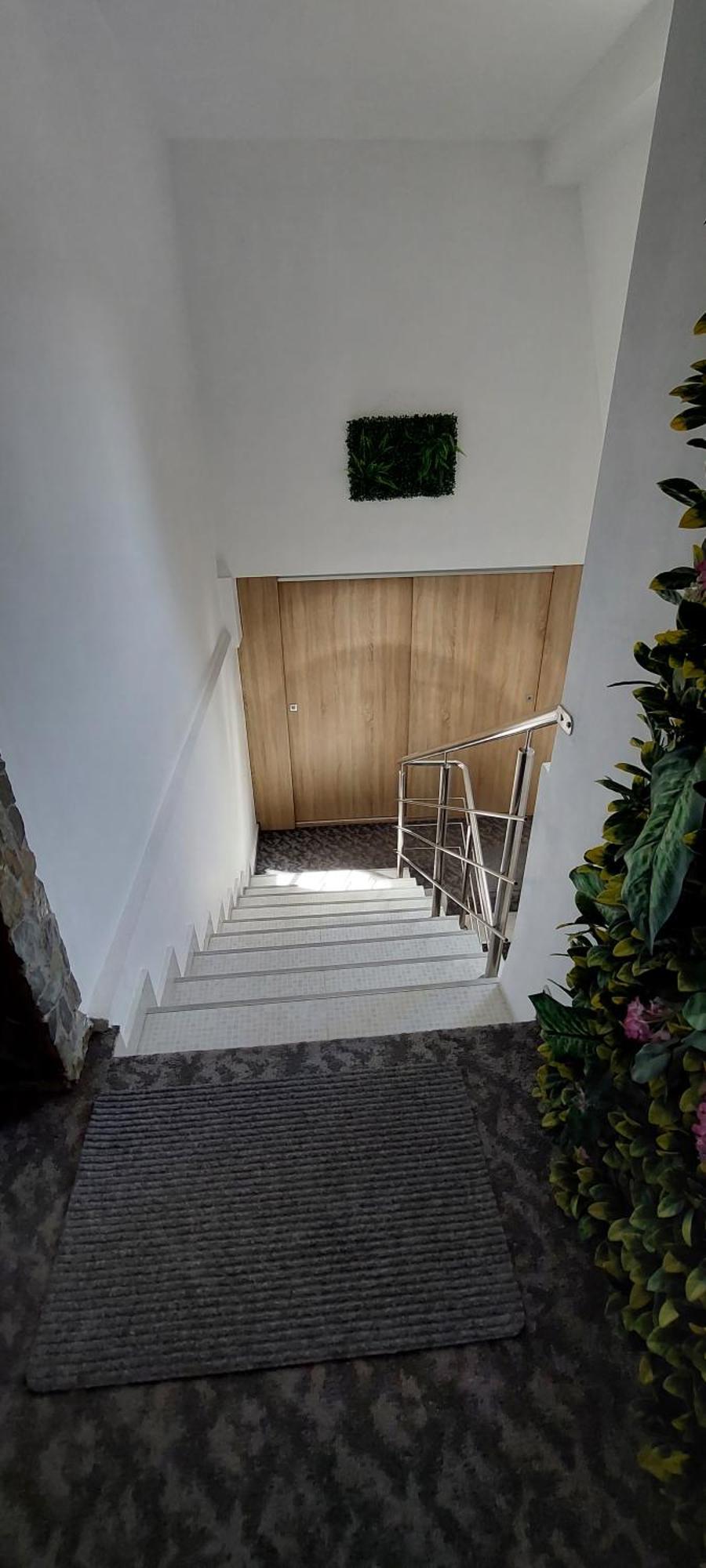 Harmony House Hotel Târgu Jiu Buitenkant foto
